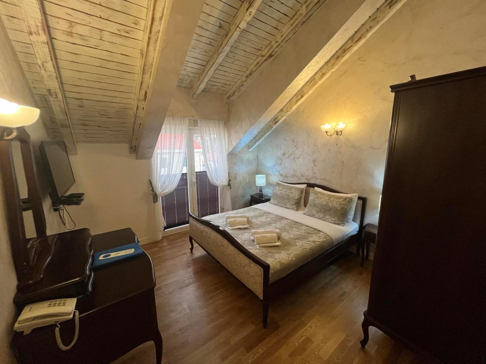 Garni Hotel Tianis Kotor Dış mekan fotoğraf